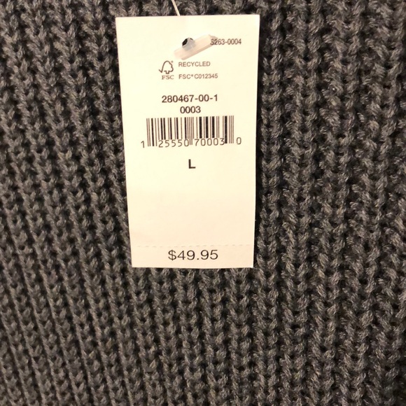 Grey and white Gap sweater - Picture 2 of 3